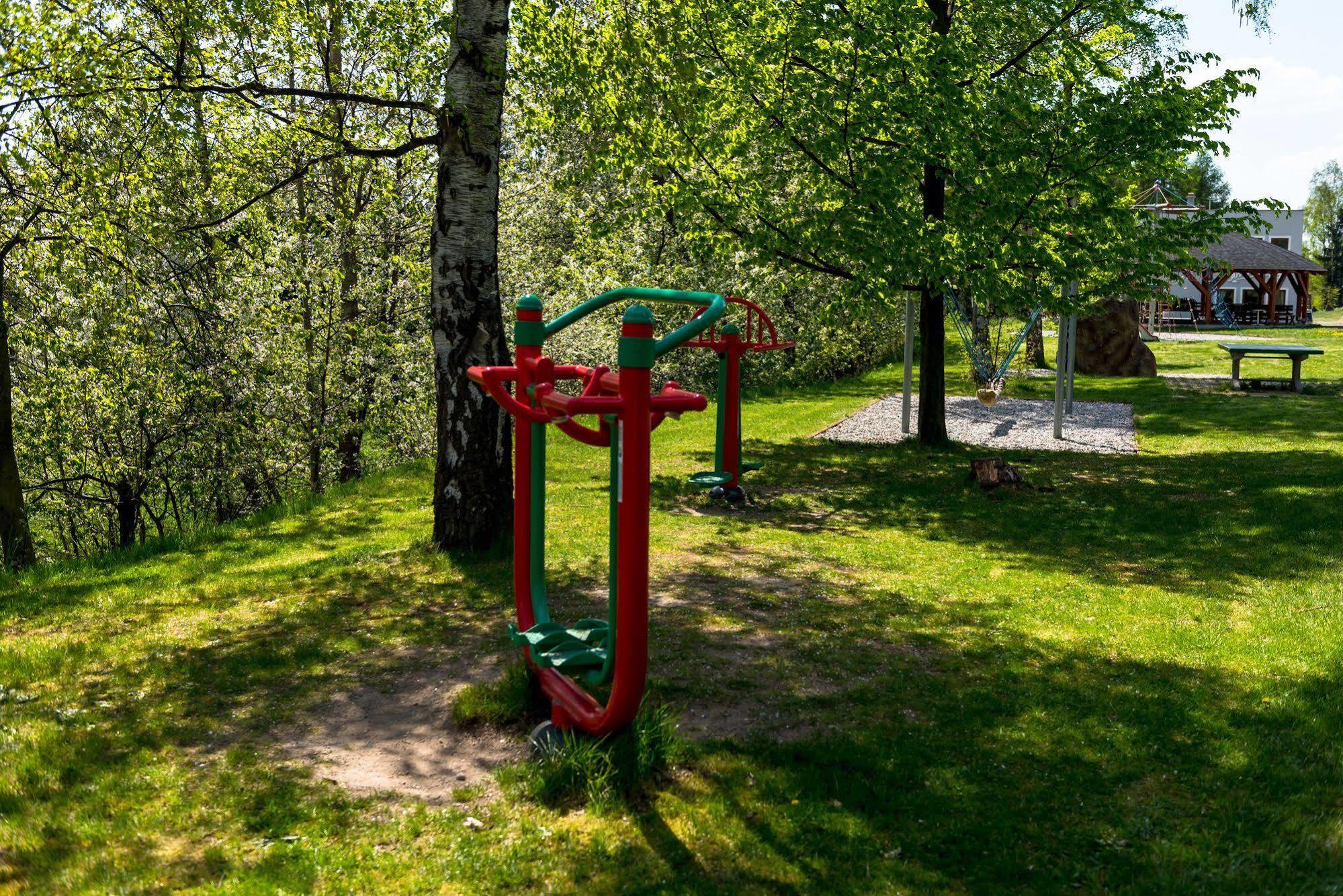 Camp Vary - Vitkova Hora - Veitsberg Карлові Вари Екстер'єр фото
